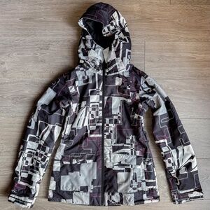 Oakley Women's "On The Circuit" Snow/Ski Jacket, NWT